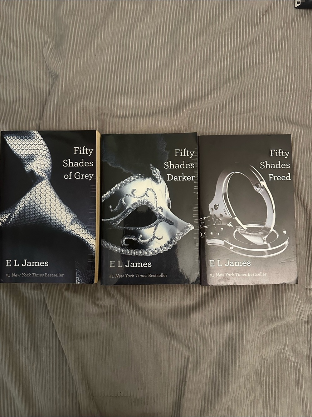 Fifty Shades Trilogy Box Set - Black & Silver Covers